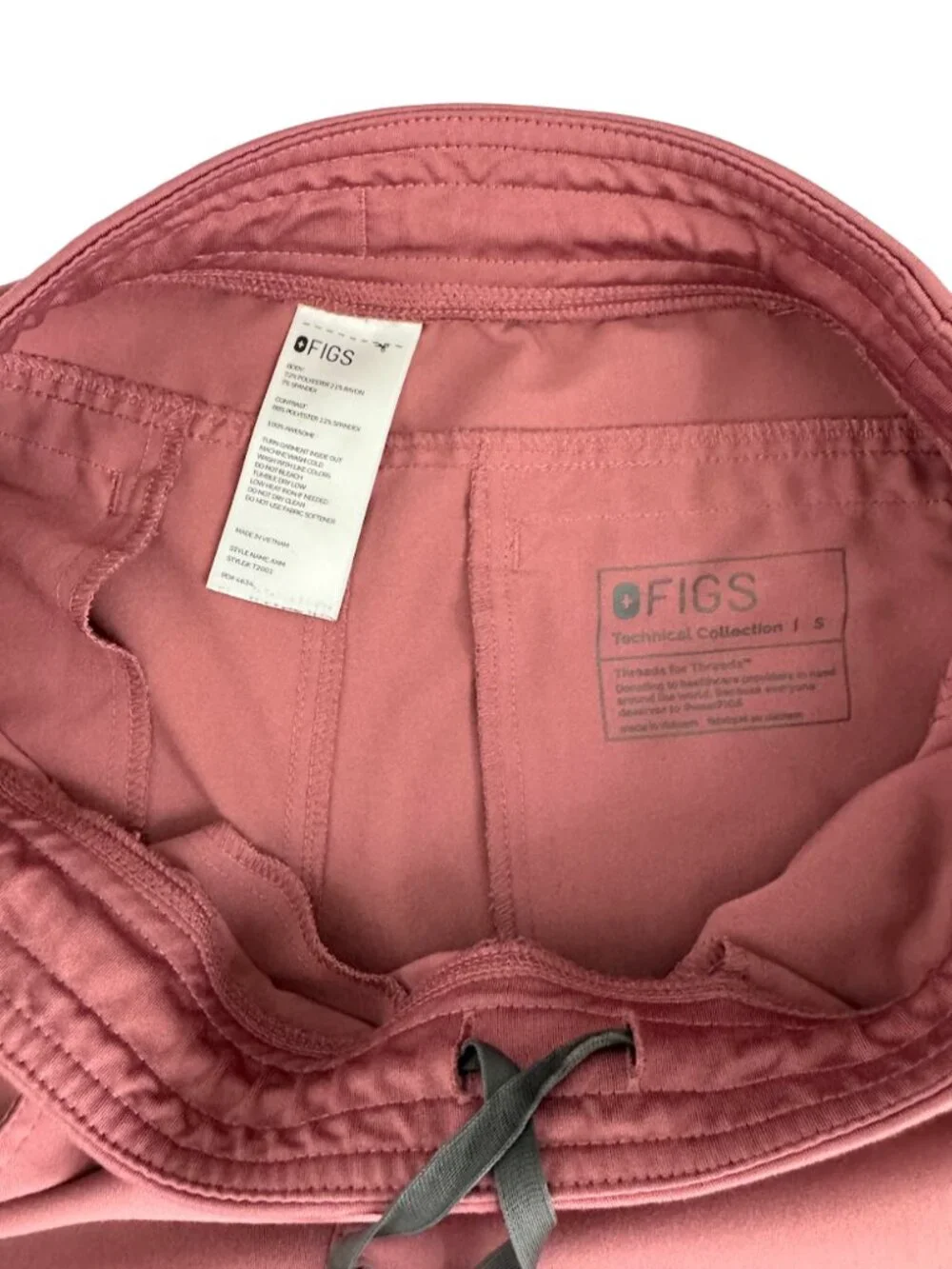 FIGS Axim Cargo Scrub Pants Men’s Small Mauve Jogger Stretch Medical